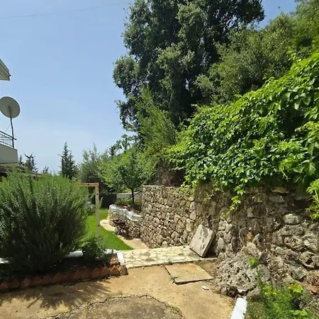 Studio Artik Retreat 2 Himara